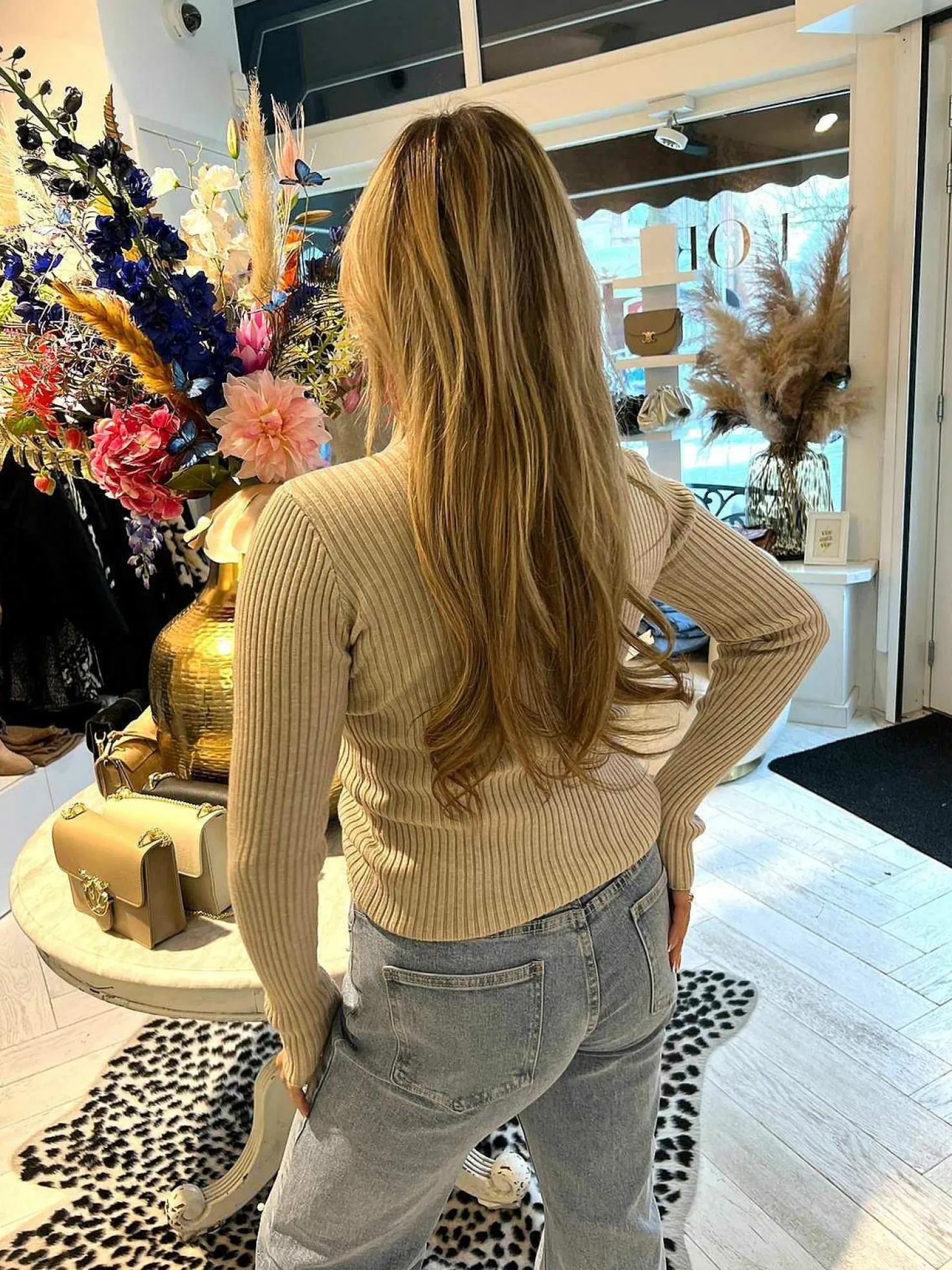 LOF Boutique Tops & Blousjes>Big Ribbed Col Top Taupe