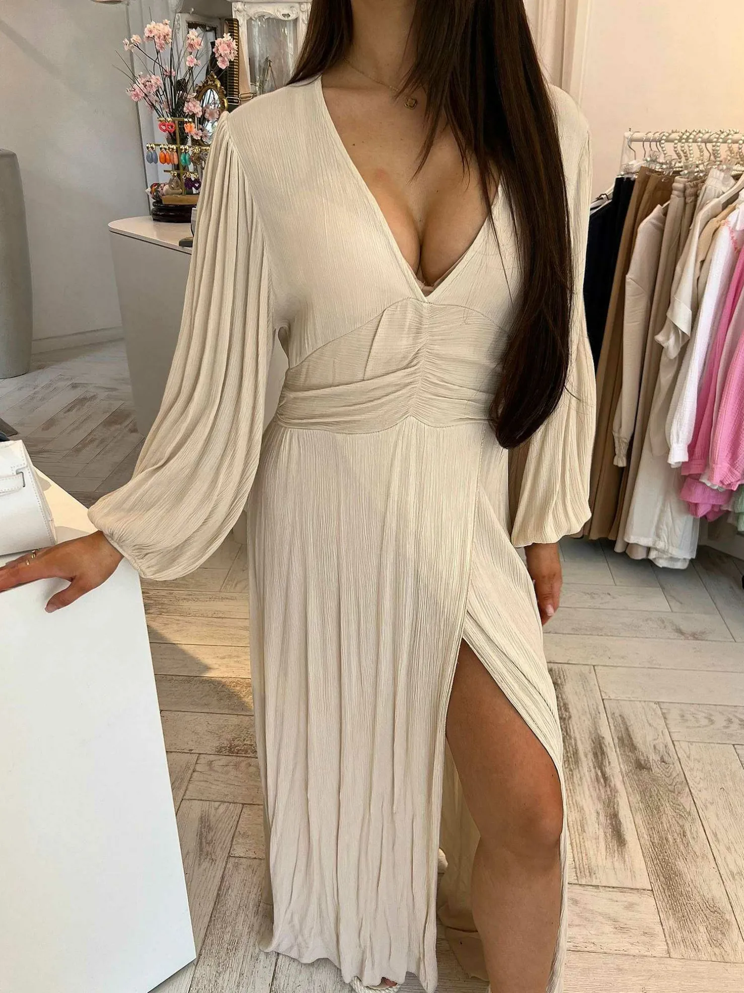 LOF Boutique Jurken>Indi Maxi Dress Beige