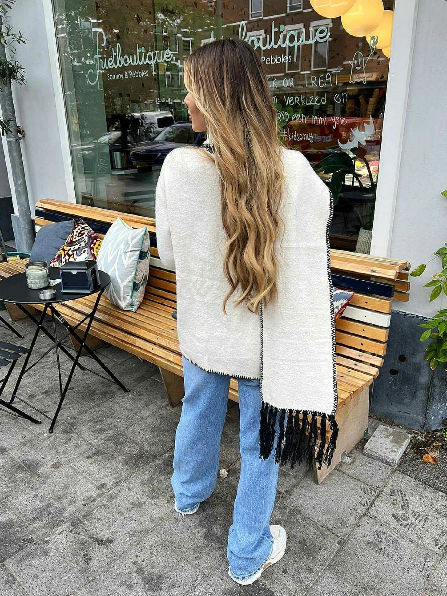LOF Boutique Vesten>Inspired Blanked Jacket Beige