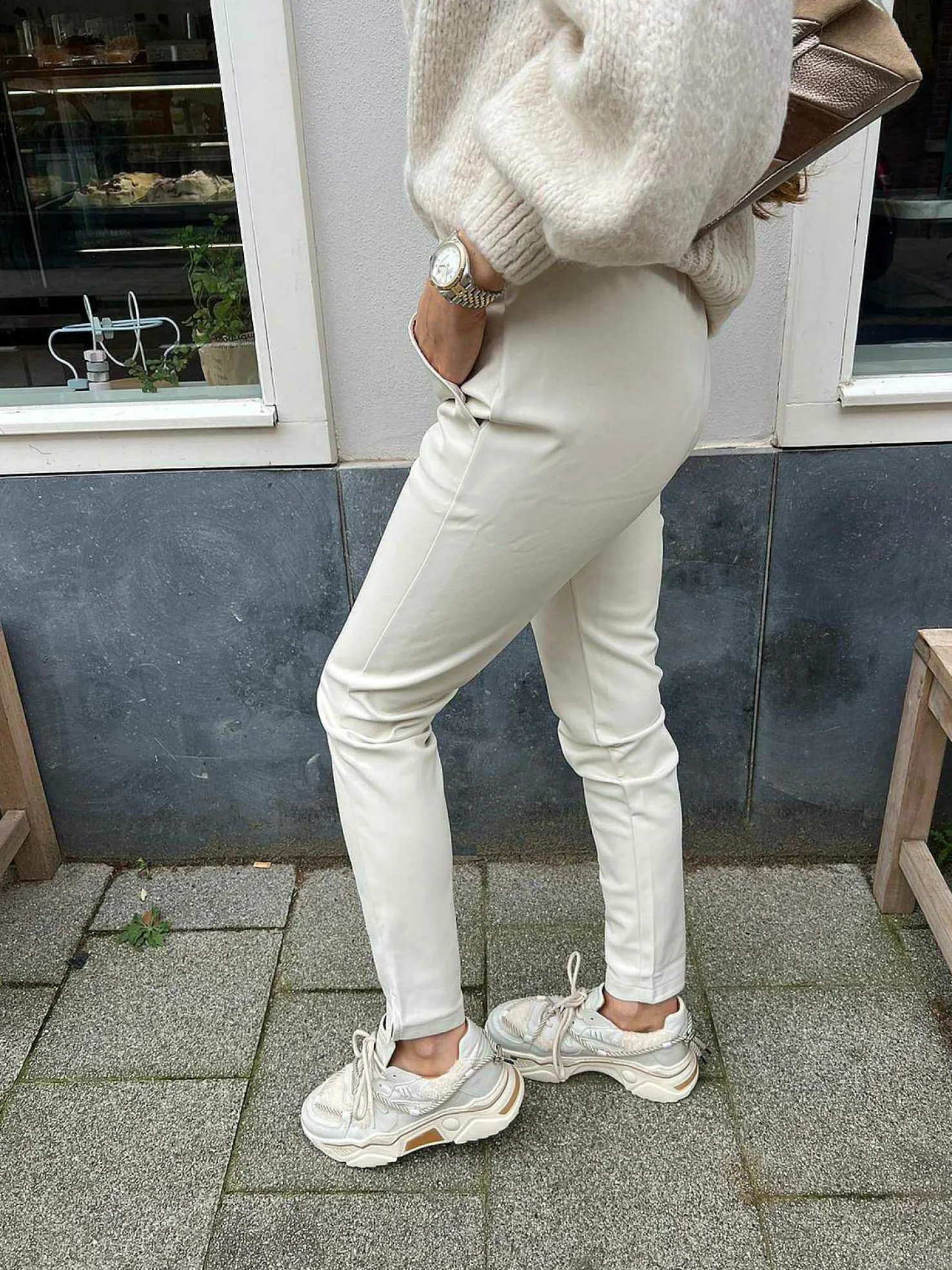 LOF Boutique Broeken>Jacky Leatherlook Jogger Off White