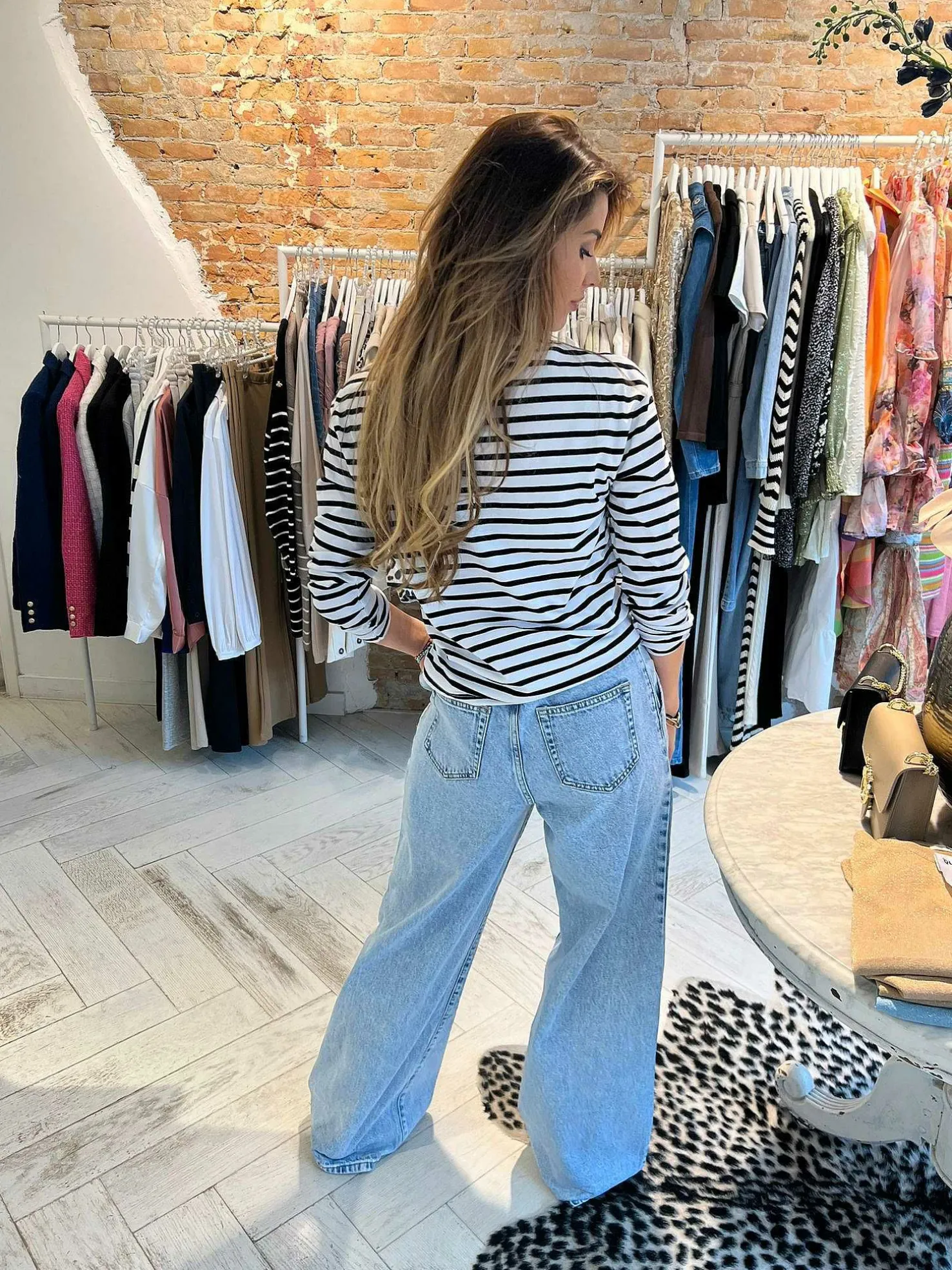 LOF Boutique Tops & Blousjes>Kiki Stripe Long Sleeve Top Off White