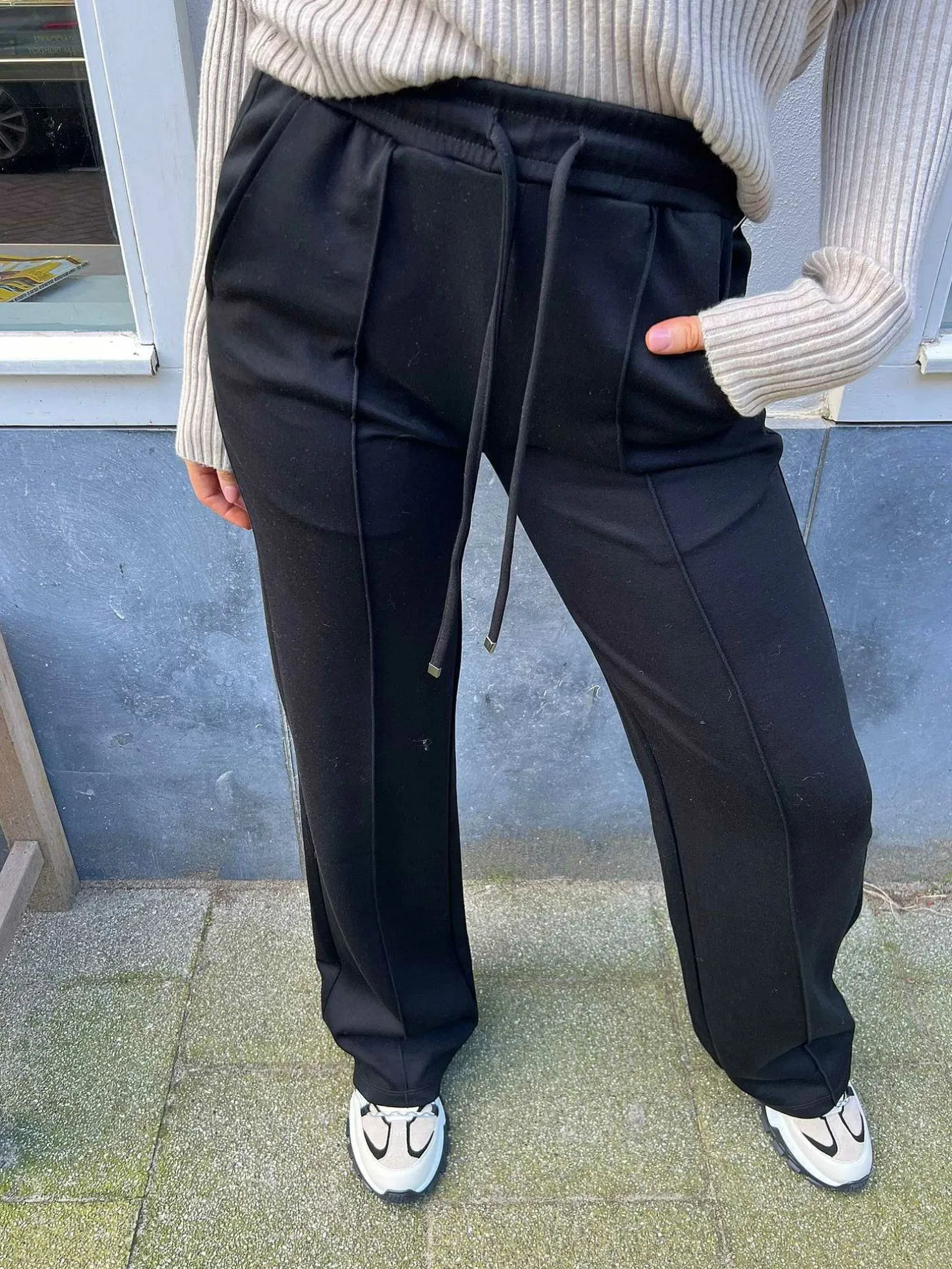 LOF Boutique Broeken>Kyra Jogging Pants Black