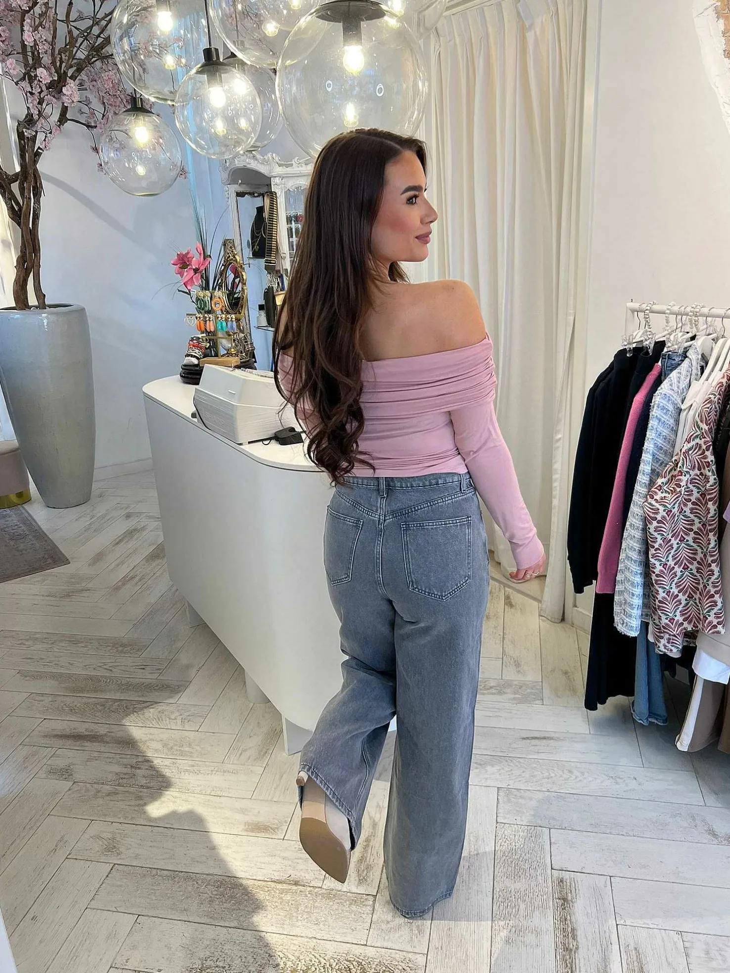 LOF Boutique Tops & Blousjes>Lana Off Shoulder Top Vintage Pink