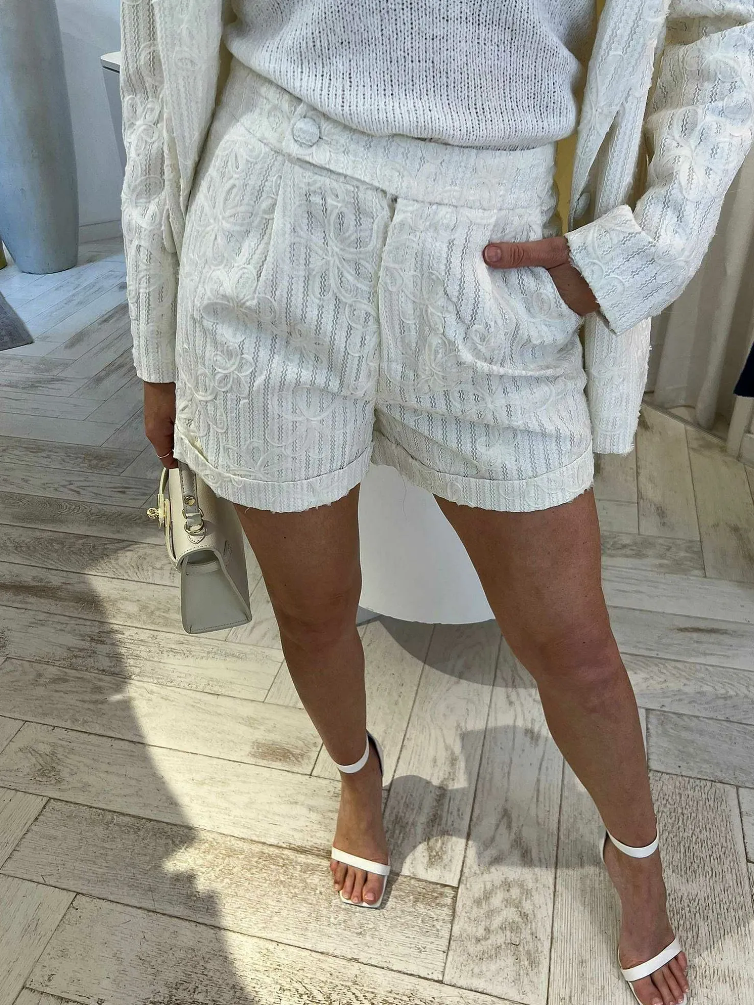 LOF Boutique Shorts>Maya Short Beige