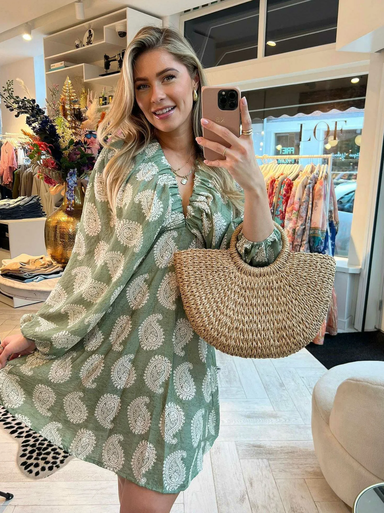 LOF Boutique Jurken>Nala Print Dress Army