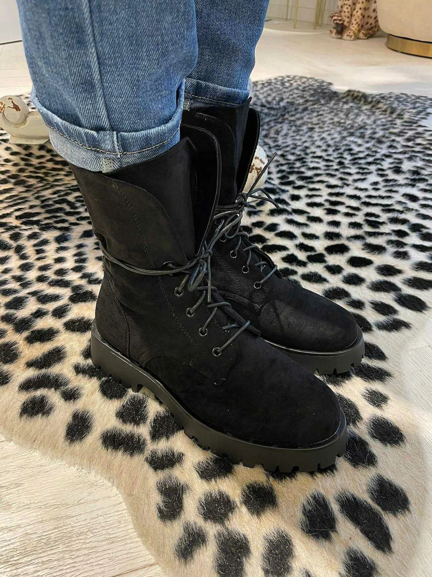 LOF Boutique Laarzen>Suedine Veter Boots Black